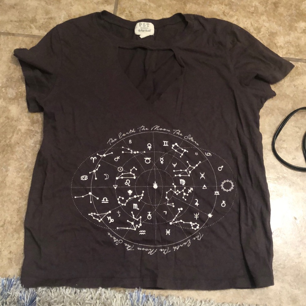 Astrology cut out T- shirt